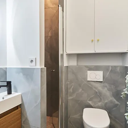 Apartment With Ac Buttes Chaumont Park Paris