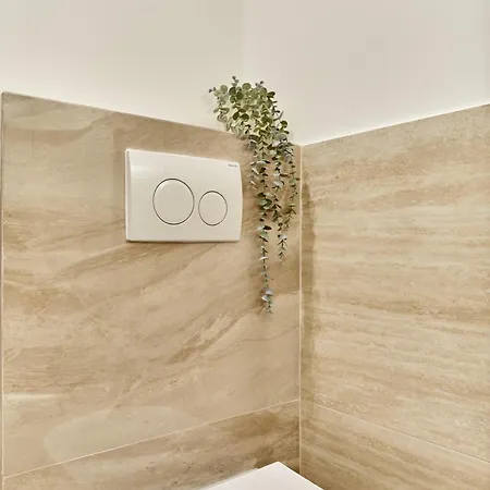 With Ac Buttes Chaumont Park Apartment *