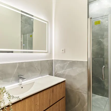 With Ac Buttes Chaumont Park Apartment Paris