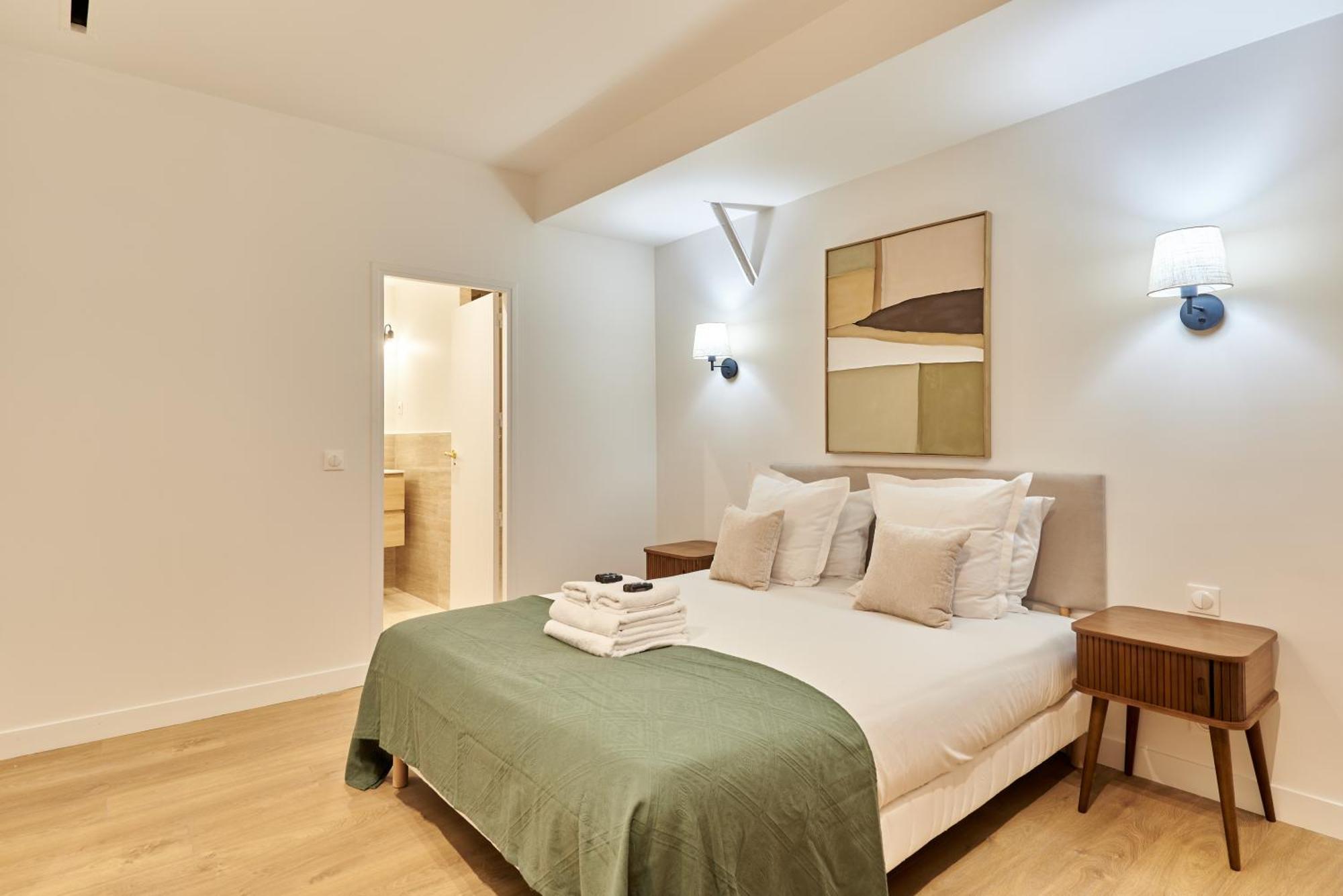 With Ac Buttes Chaumont Park Apartment Paris